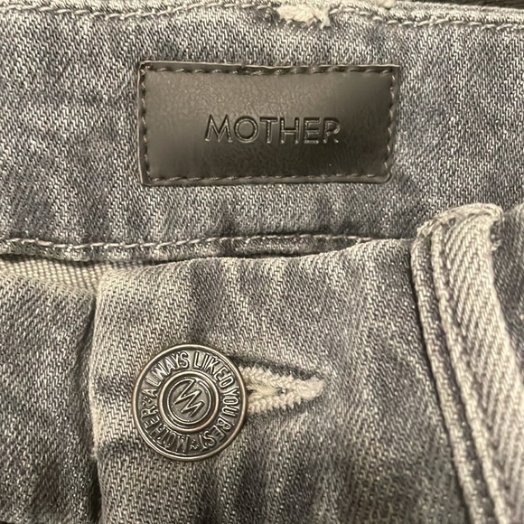 SOLD 🚫 MOTHER The looker Ankle Fray Jeans - Picture 5 of 7